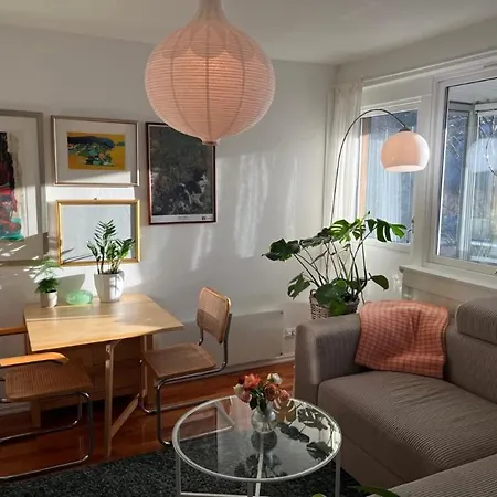 Floor, Cozy Apartment, Centrally Located In Appartamento *